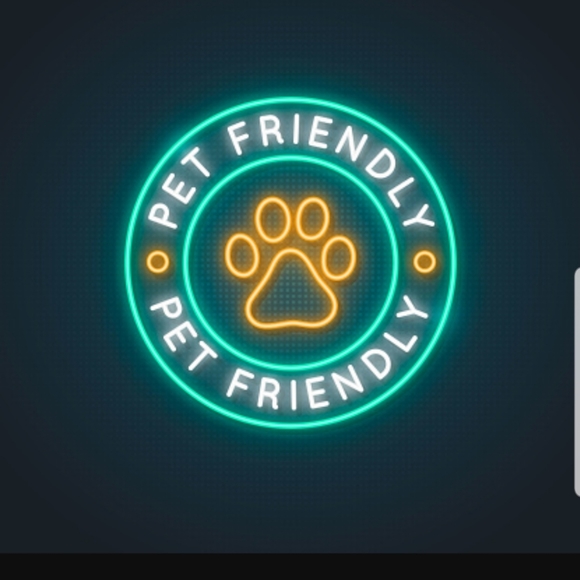 Meet your Posher, Ashley - Picture 4 of 5